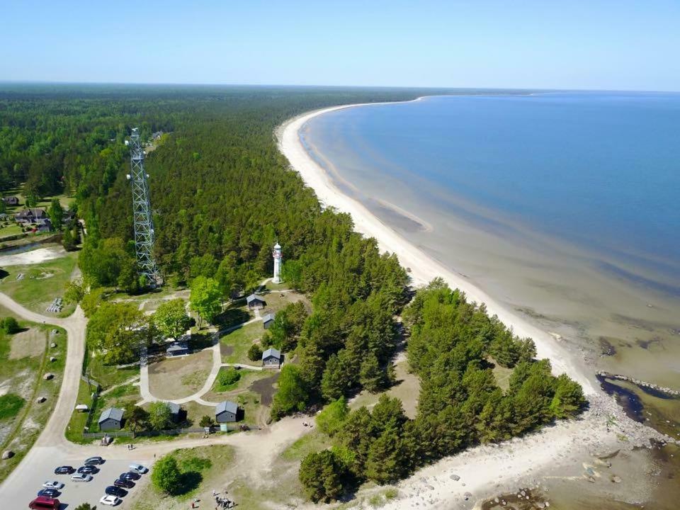 Camping Noras Hotel Mērsrags Екстериор снимка